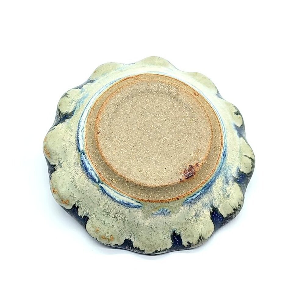 Crackle Glass Round Ruffled Rim Trinket Dish - Picture 4 of 5
